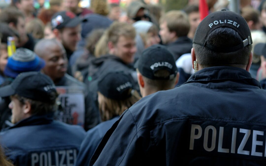 SPD-Anfrage offenbart dramatischen Zuwachs – Überstunden bei der mittelfränkischen Polizei auf Rekordhoch